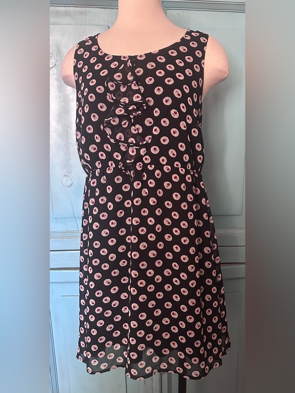 Tulle Black Dress with Flower Pattern and Front Ruffle